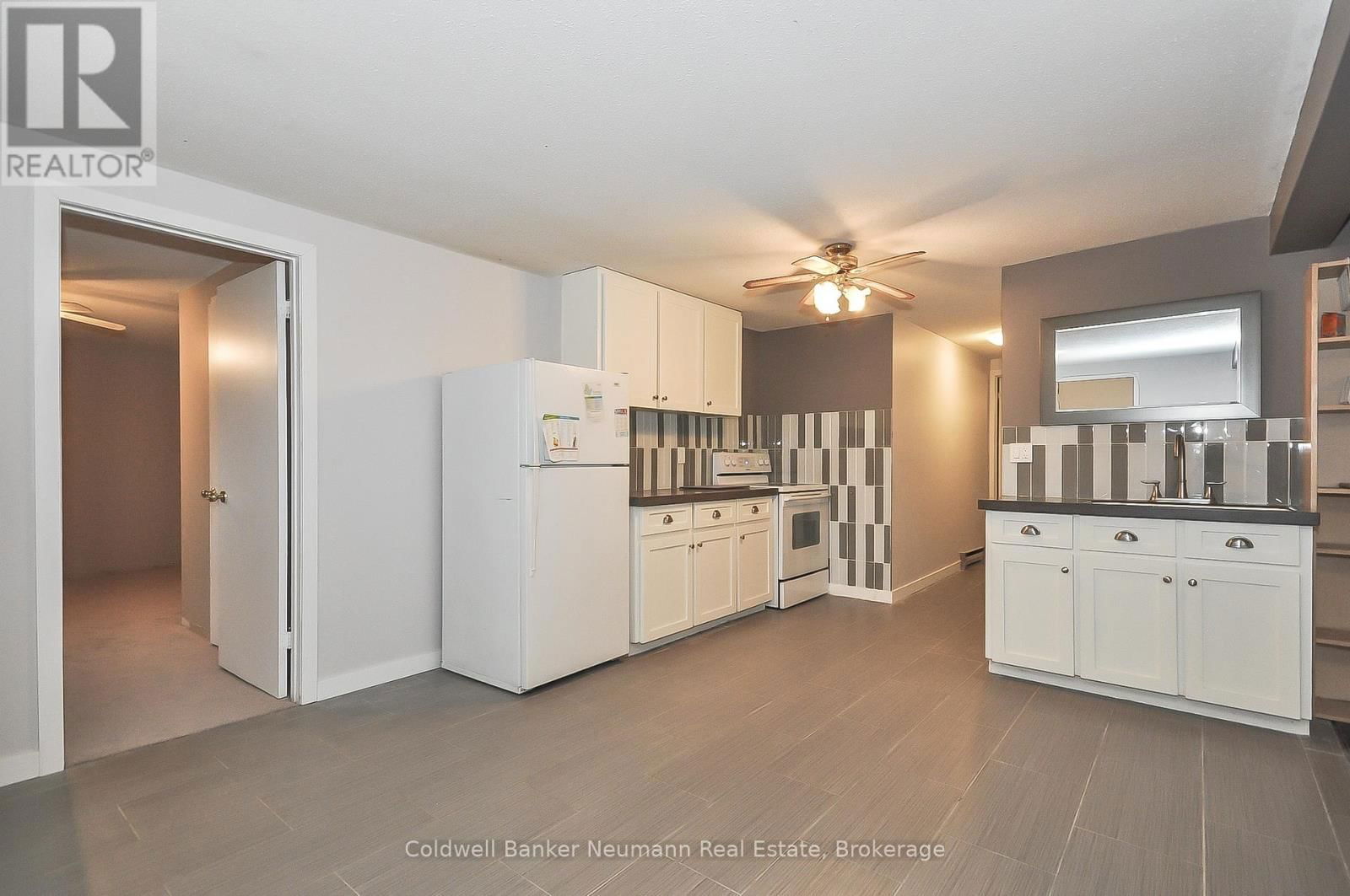 723 SCOTTSDALE DRIVE Image 3