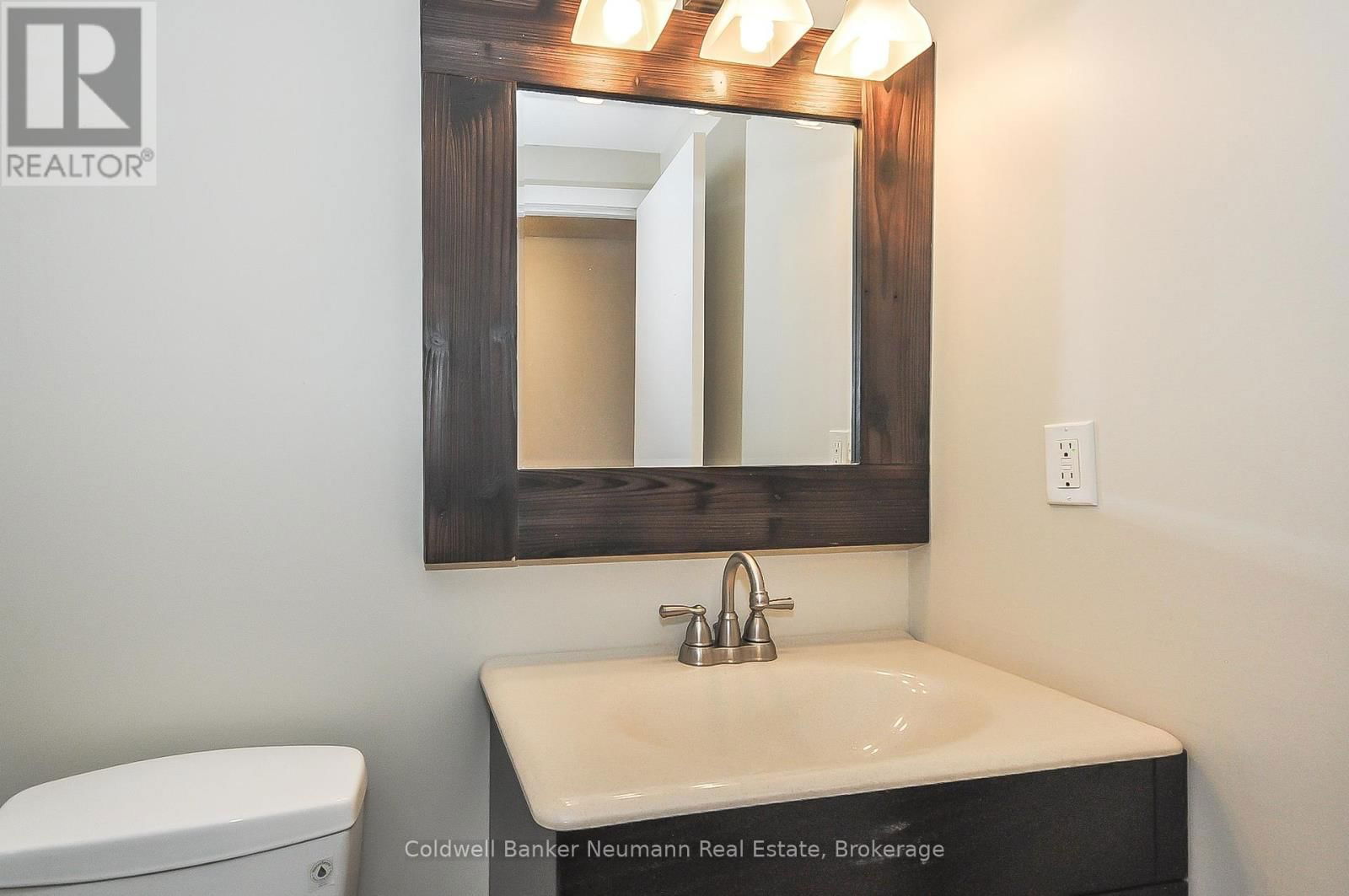 723 SCOTTSDALE DRIVE Image 5