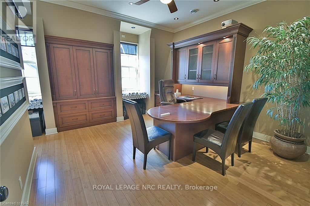 3 - 128 LAKE STREET Image 4