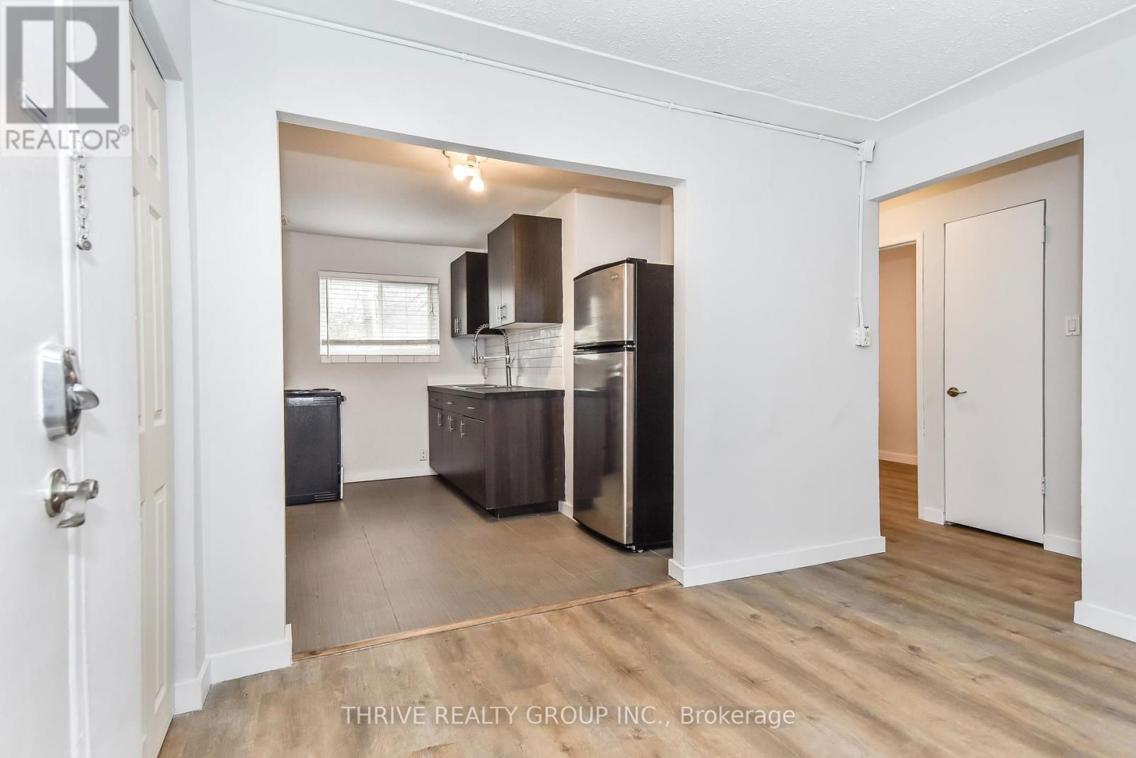 11 - 11 MCCLARY AVENUE Image 5