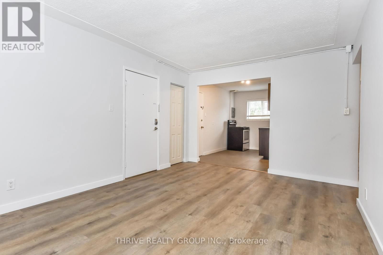 11 - 11 MCCLARY AVENUE Image 7