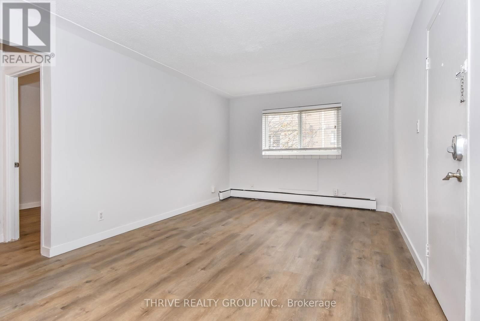 11 - 11 MCCLARY AVENUE Image 8