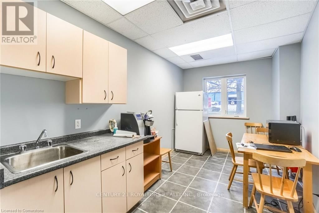1015 RIDGEWAY ROAD Image 15