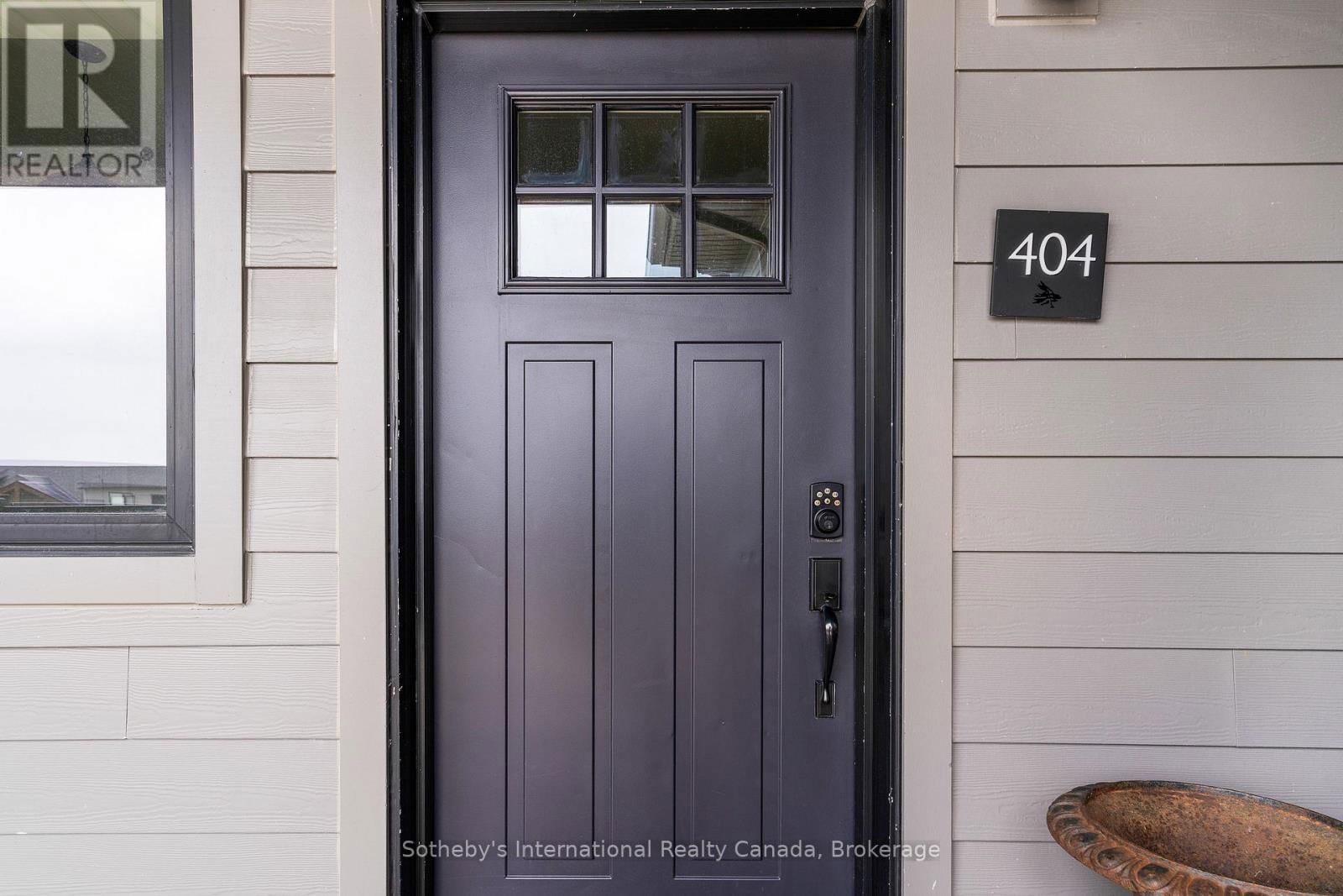 404 - 18 BECKWITH LANE Image 4