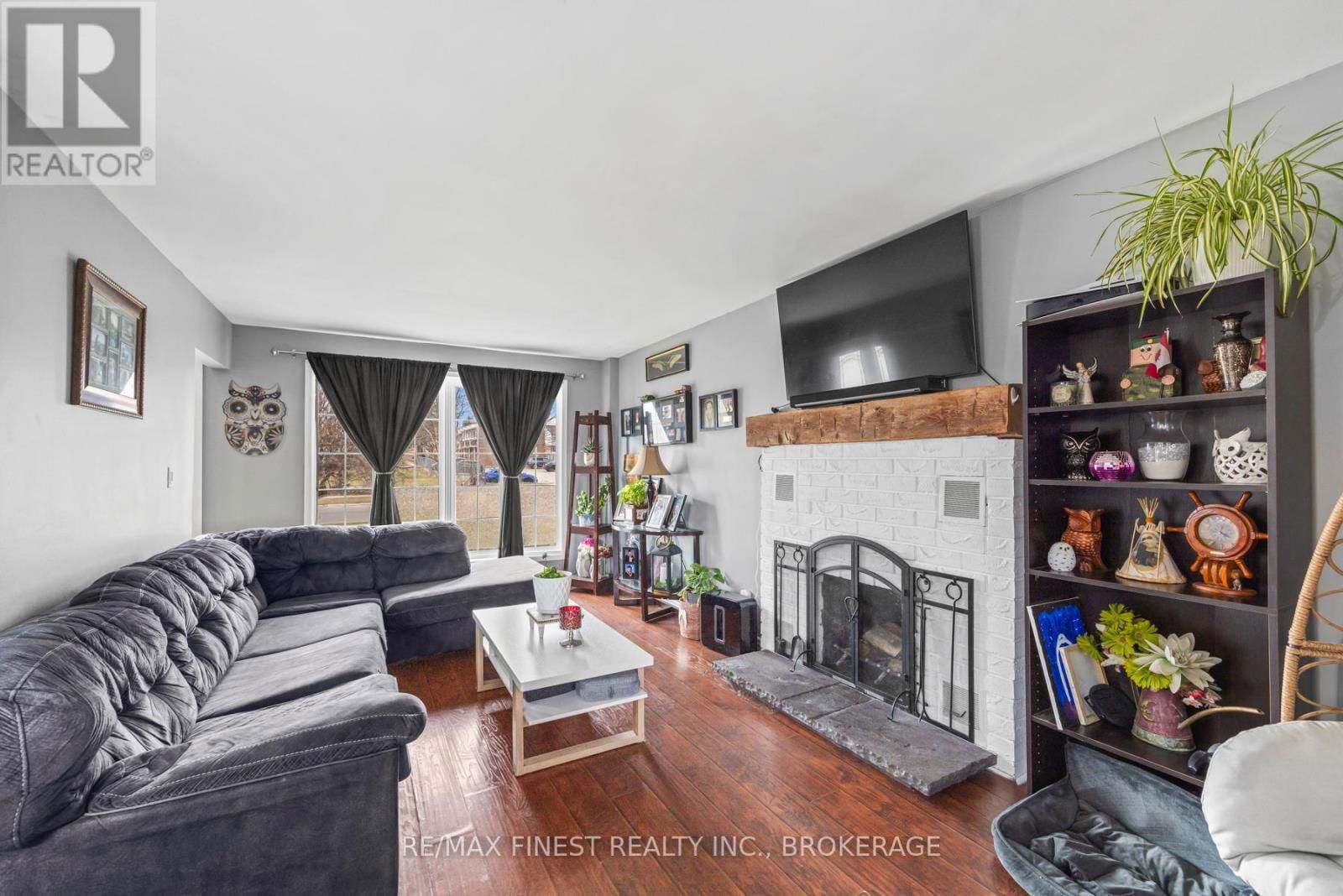 187 WILSON STREET Image 23