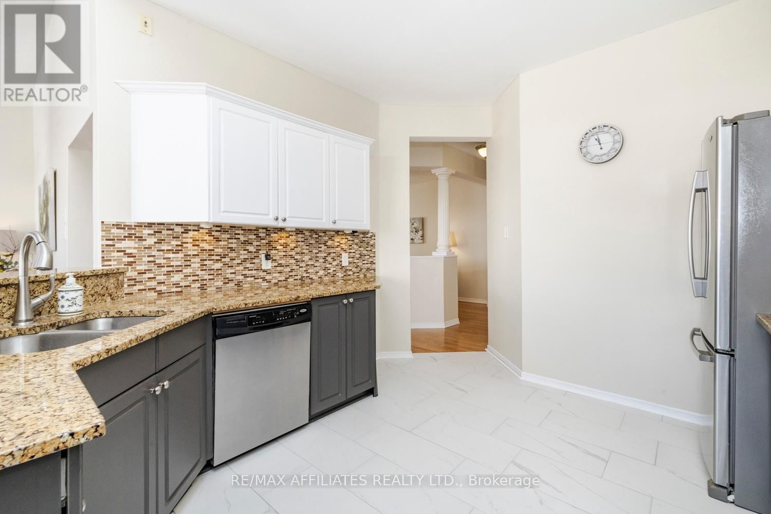 145 REDCLIFF AVENUE Image 19