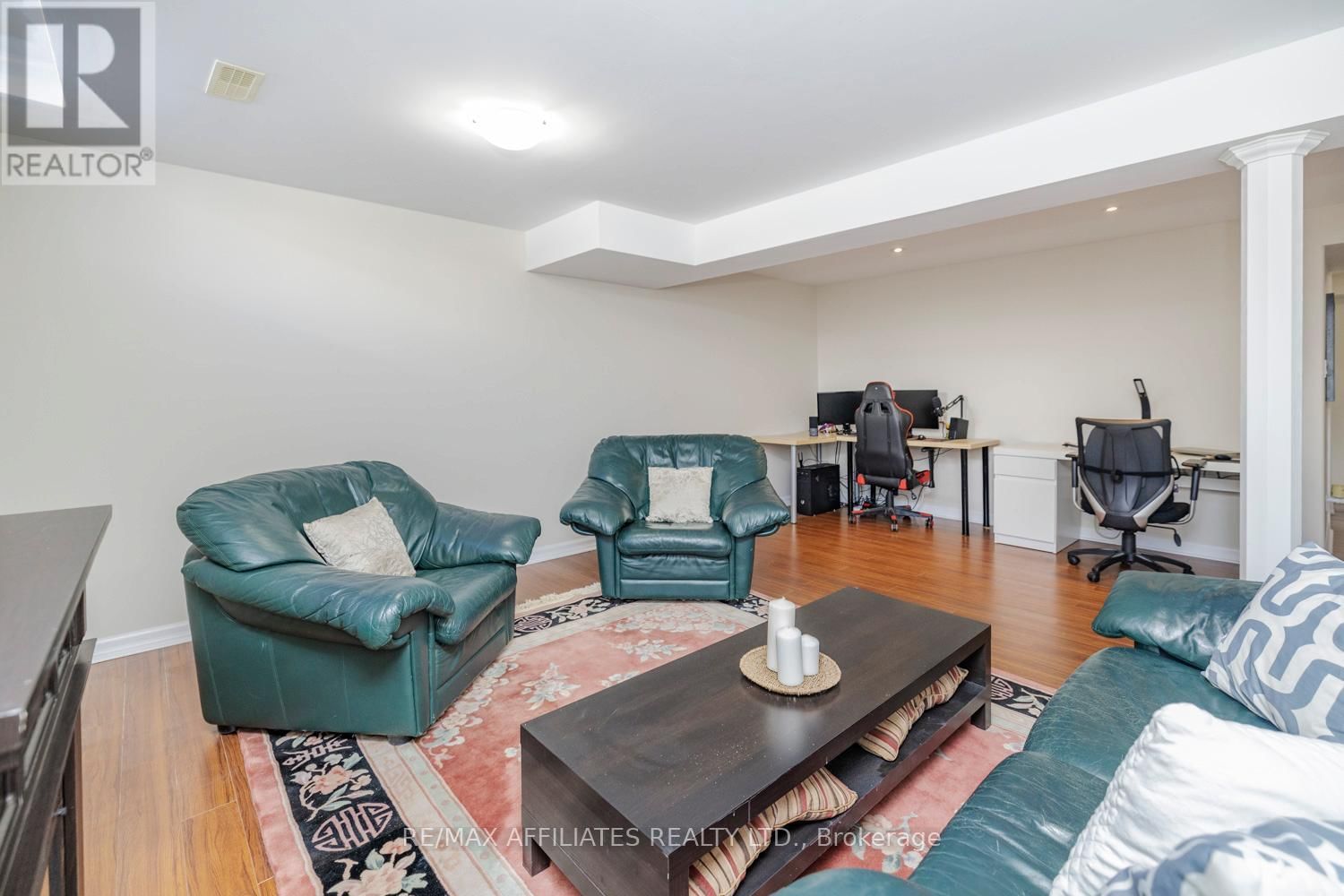 145 REDCLIFF AVENUE Image 33