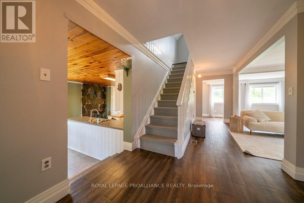 4893 ROAD 506 Image 14
