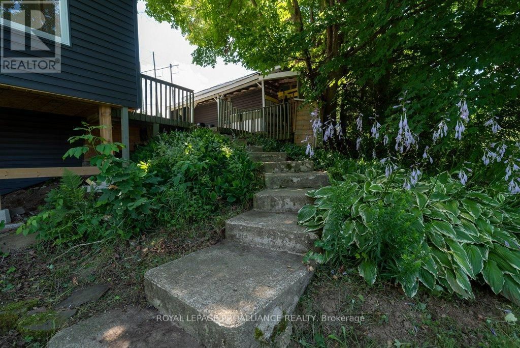 4893 ROAD 506 Image 36