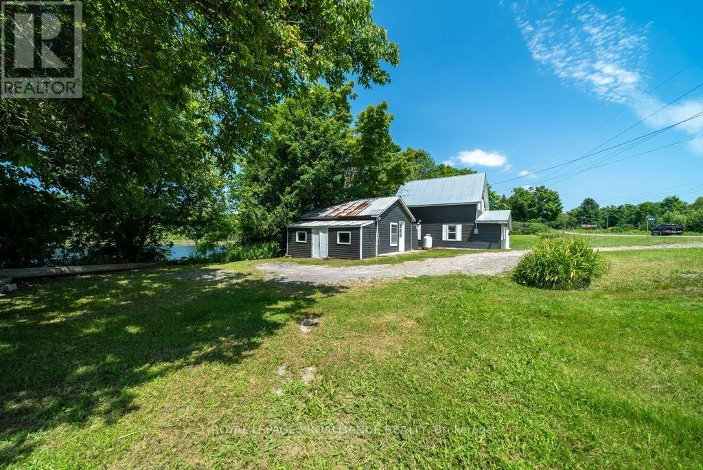 4893 ROAD 506 Image 37