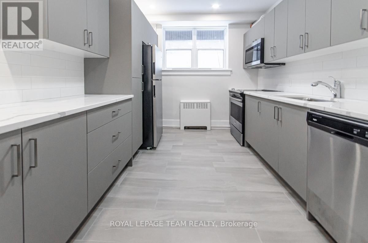 2 - 579 TWEEDSMUIR AVENUE Image 7