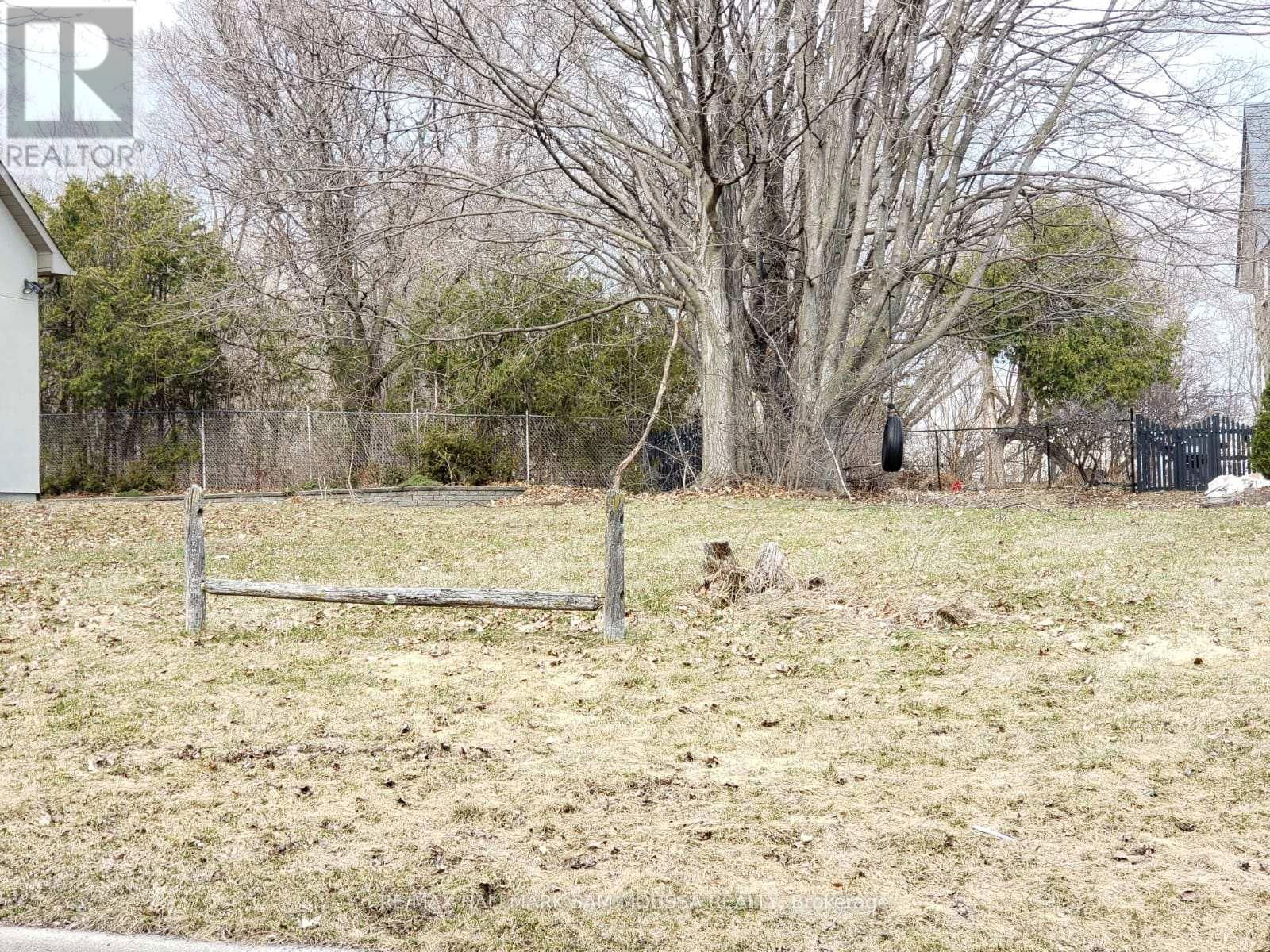 B - 33 MELVILLE DRIVE Image 2