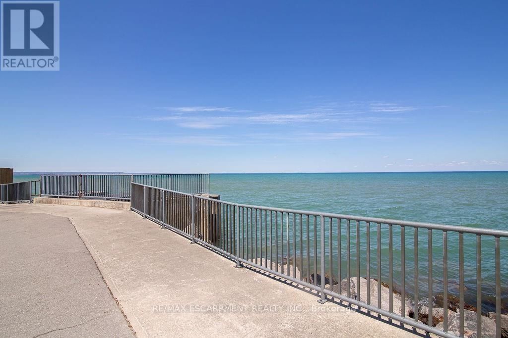 1512 - 500 GREEN ROAD Image 32
