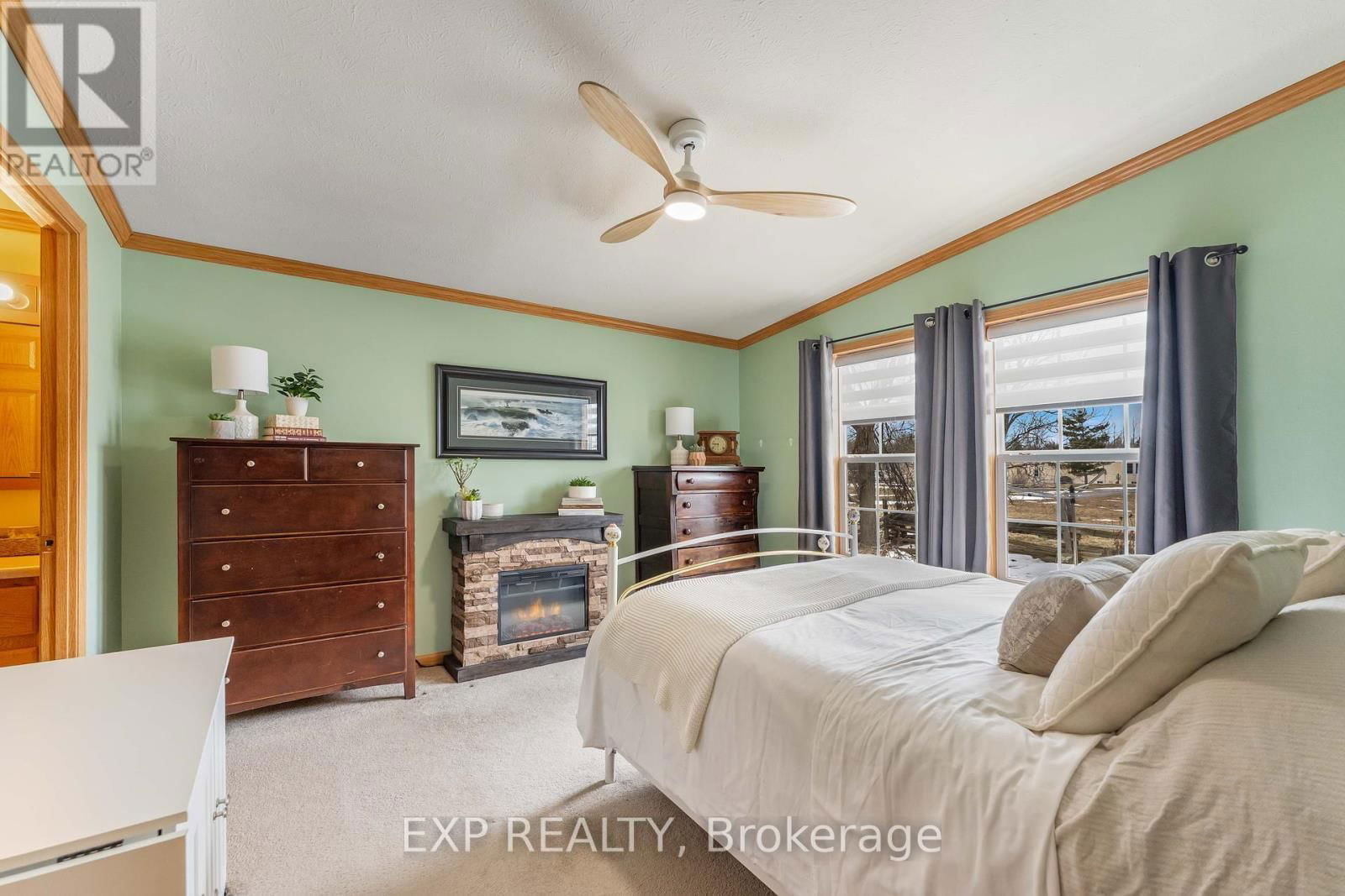 56 CREEKSIDE CIRCLE Image 16