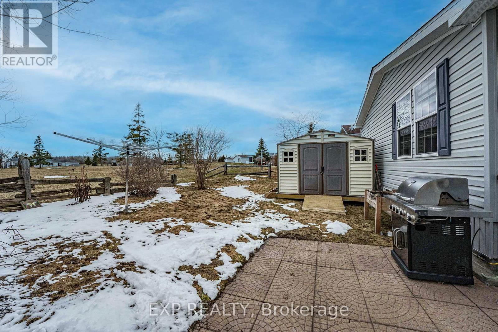 56 CREEKSIDE CIRCLE Image 33