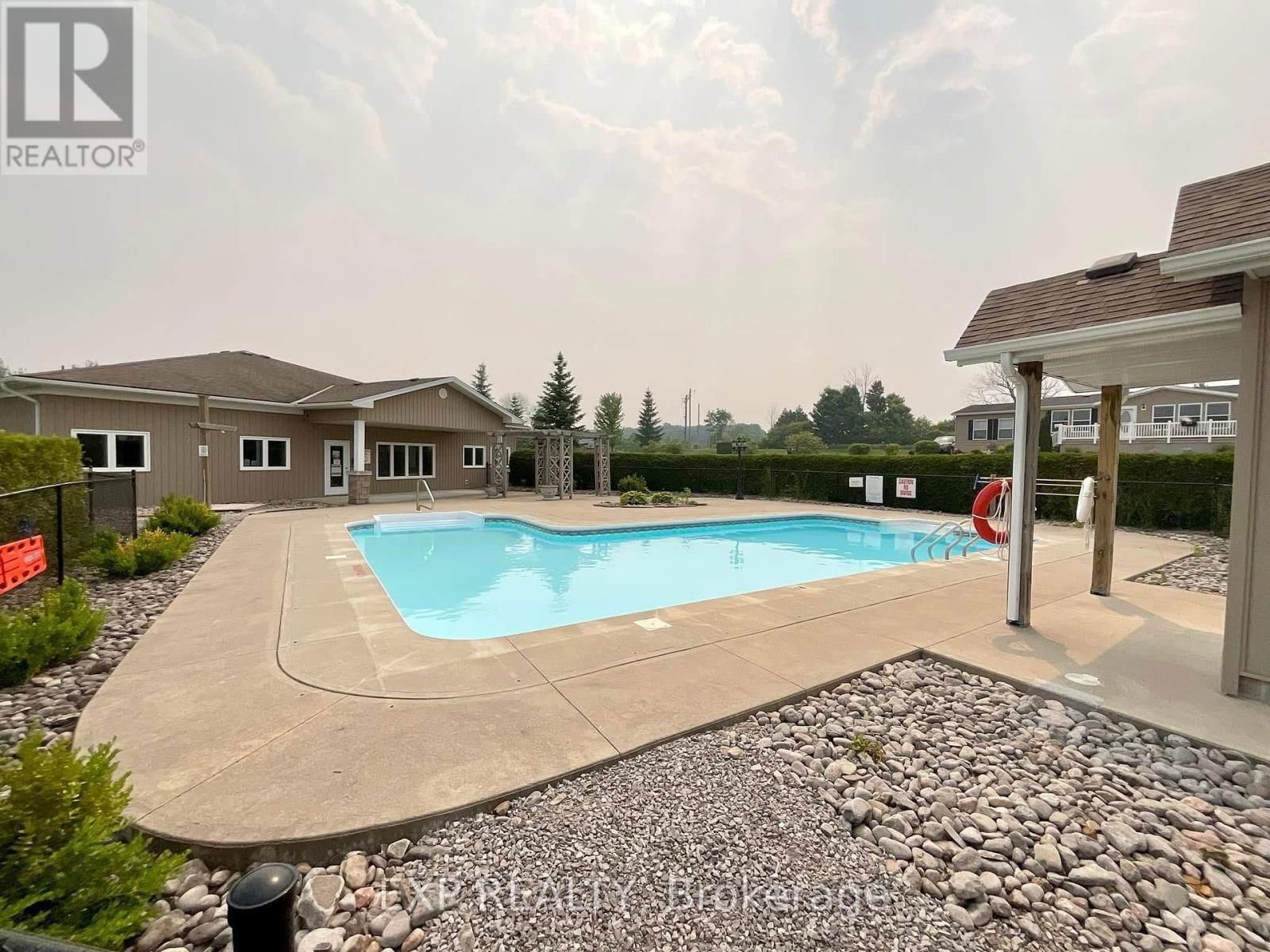 56 CREEKSIDE CIRCLE Image 39