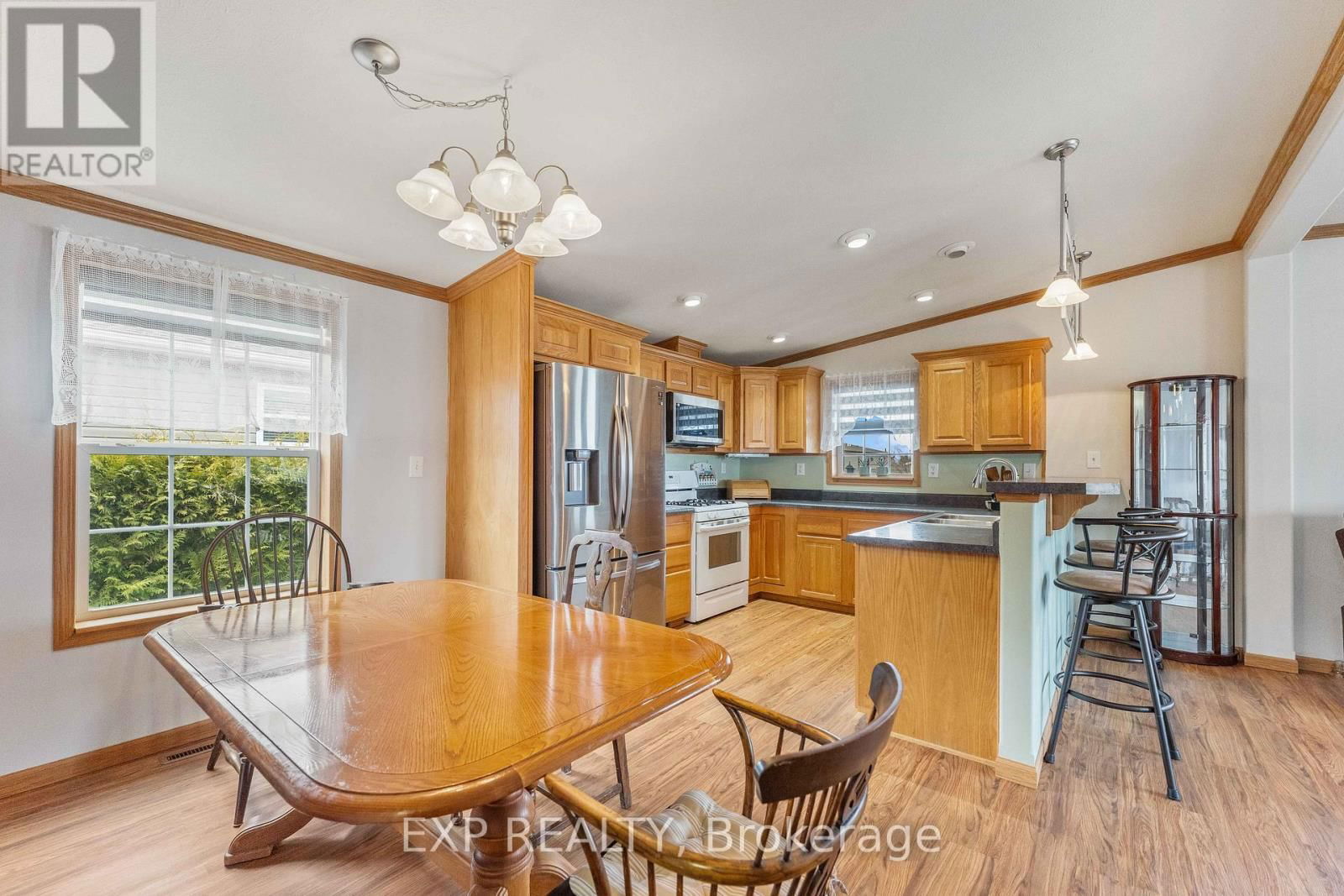 56 CREEKSIDE CIRCLE Image 8