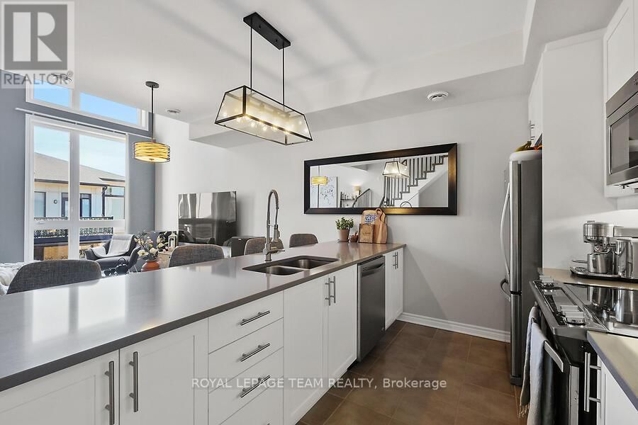 270 PEMBINA PRIVATE Image 14