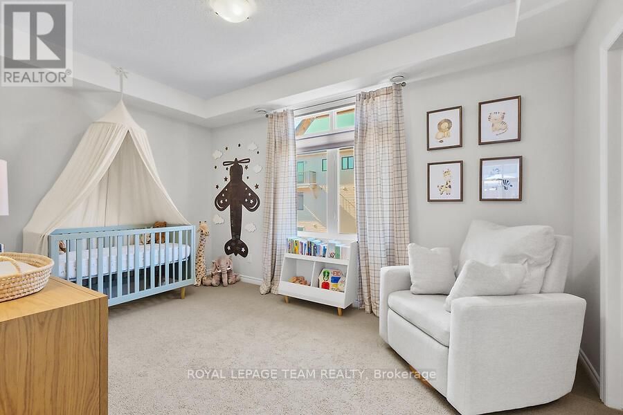270 PEMBINA PRIVATE Image 19