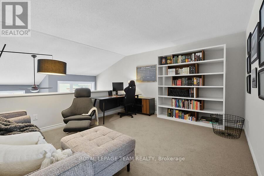 270 PEMBINA PRIVATE Image 24