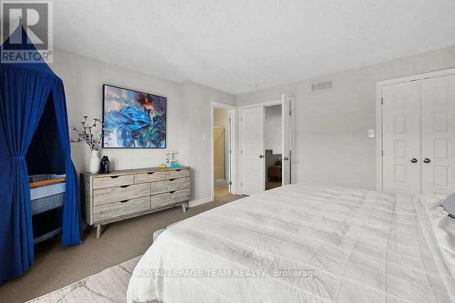 270 PEMBINA PRIVATE Image 32