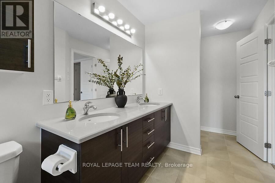 270 PEMBINA PRIVATE Image 35