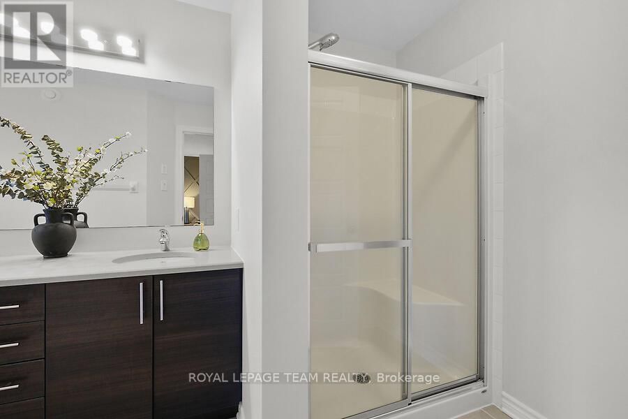 270 PEMBINA PRIVATE Image 36
