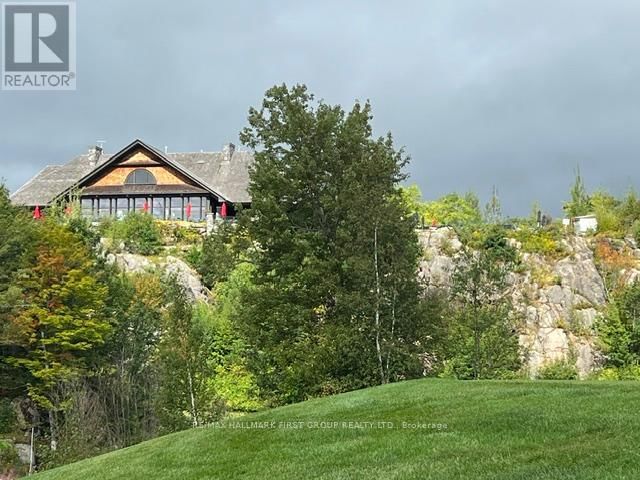 104 - 120 CARRICK TRAIL Image 18