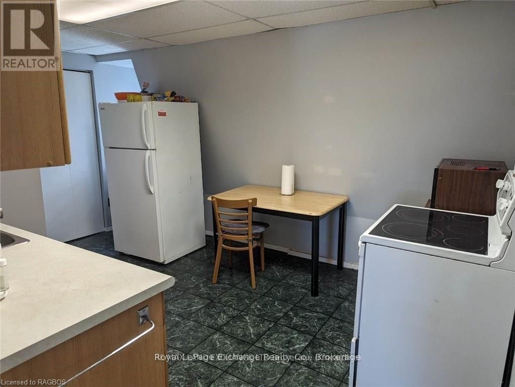 247 BROADWAY STREET Image 17