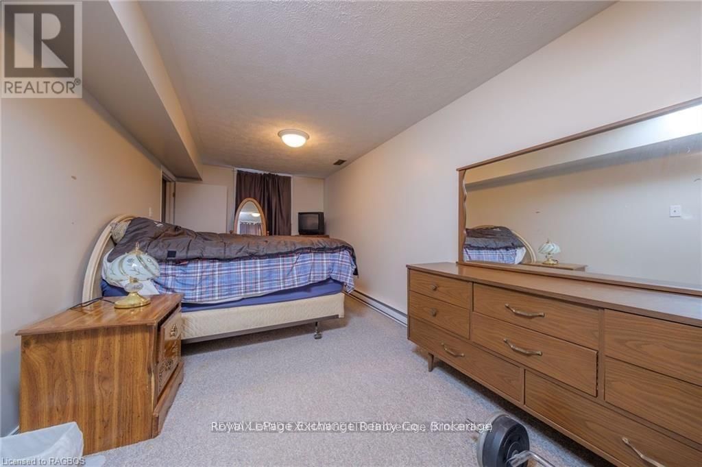 247 BROADWAY STREET Image 24