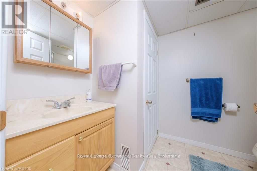 247 BROADWAY STREET Image 25