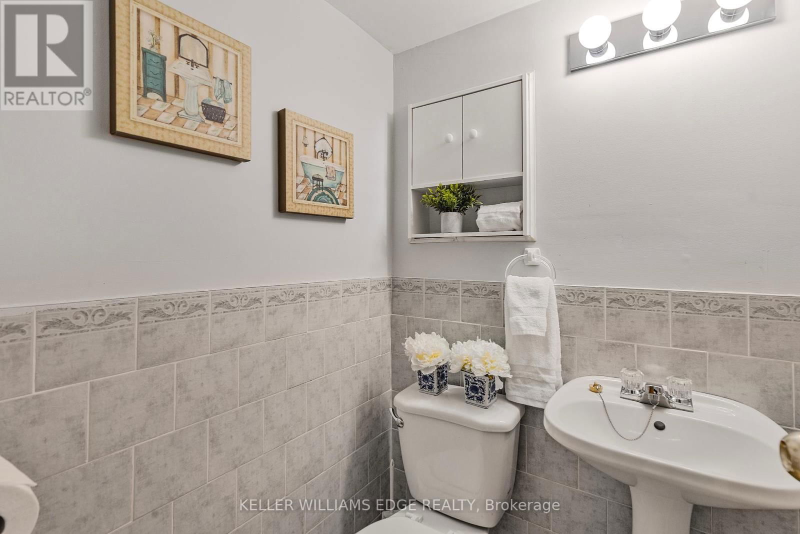 Unit 40 - 104 FRANCES AVENUE Image 24