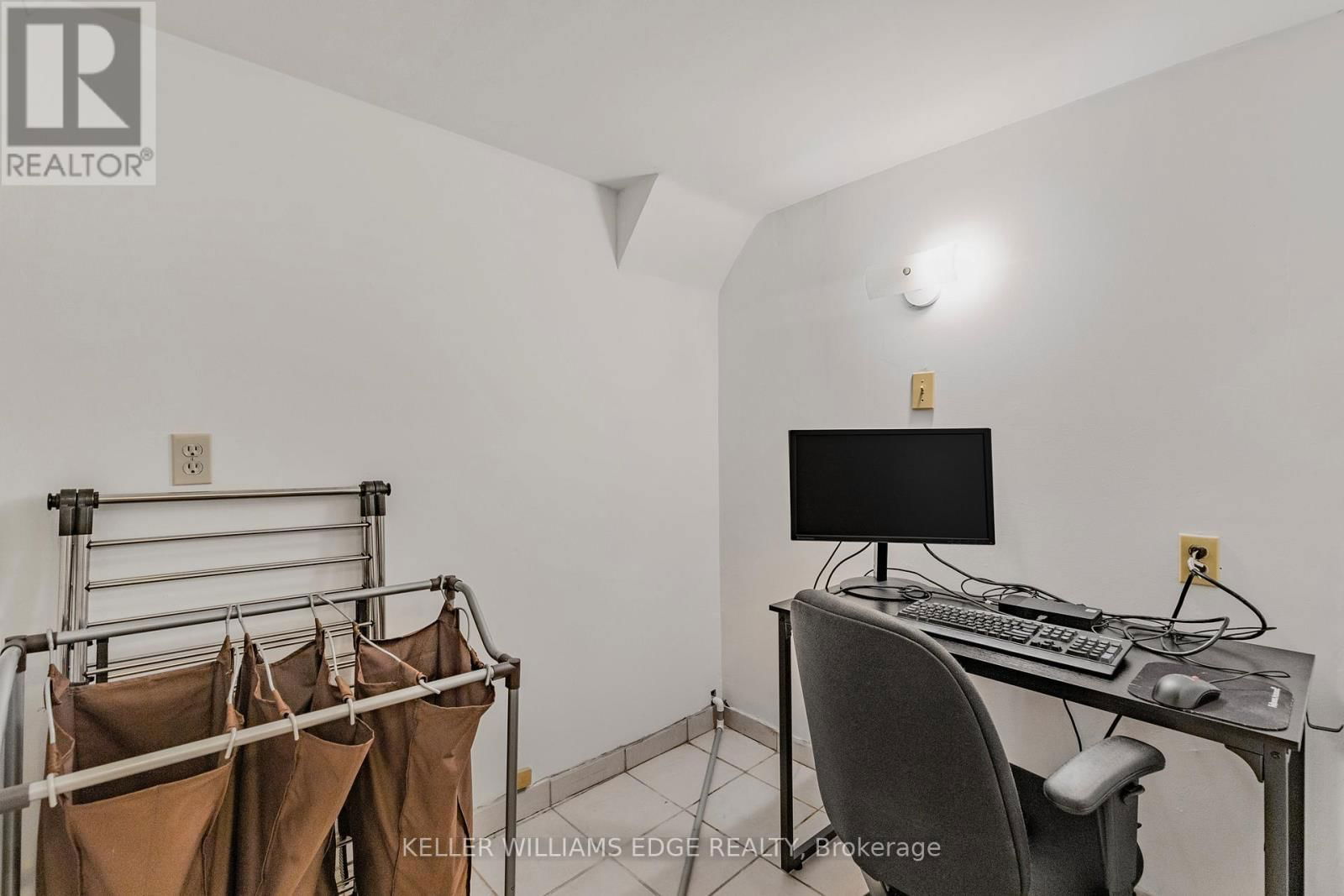 Unit 40 - 104 FRANCES AVENUE Image 25