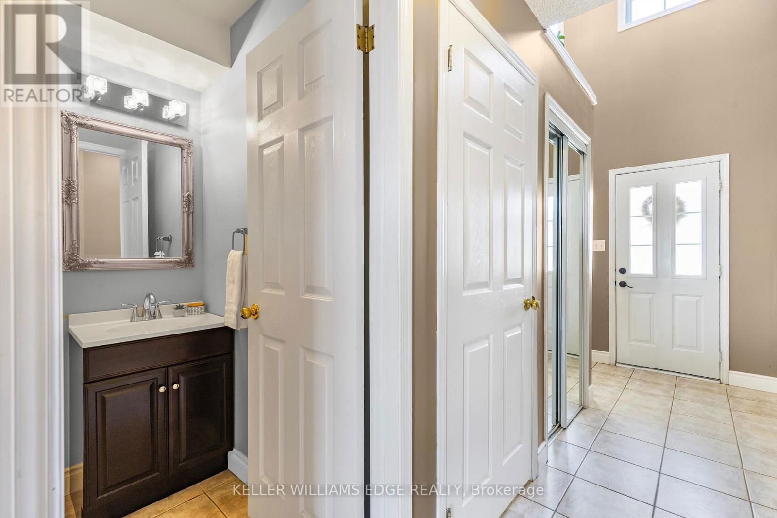 Unit 40 - 104 FRANCES AVENUE Image 6