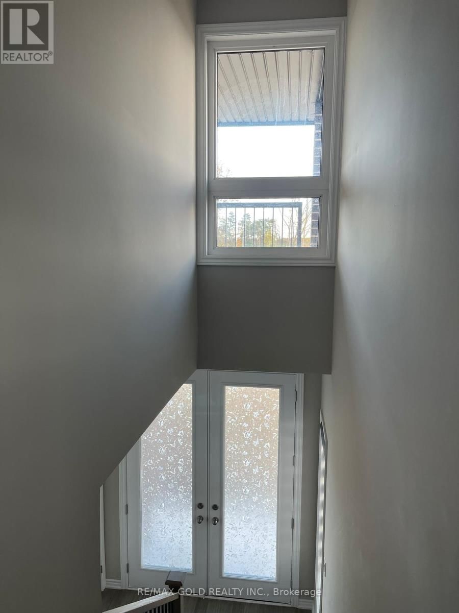 294 WELLANDVALE DRIVE Image 10
