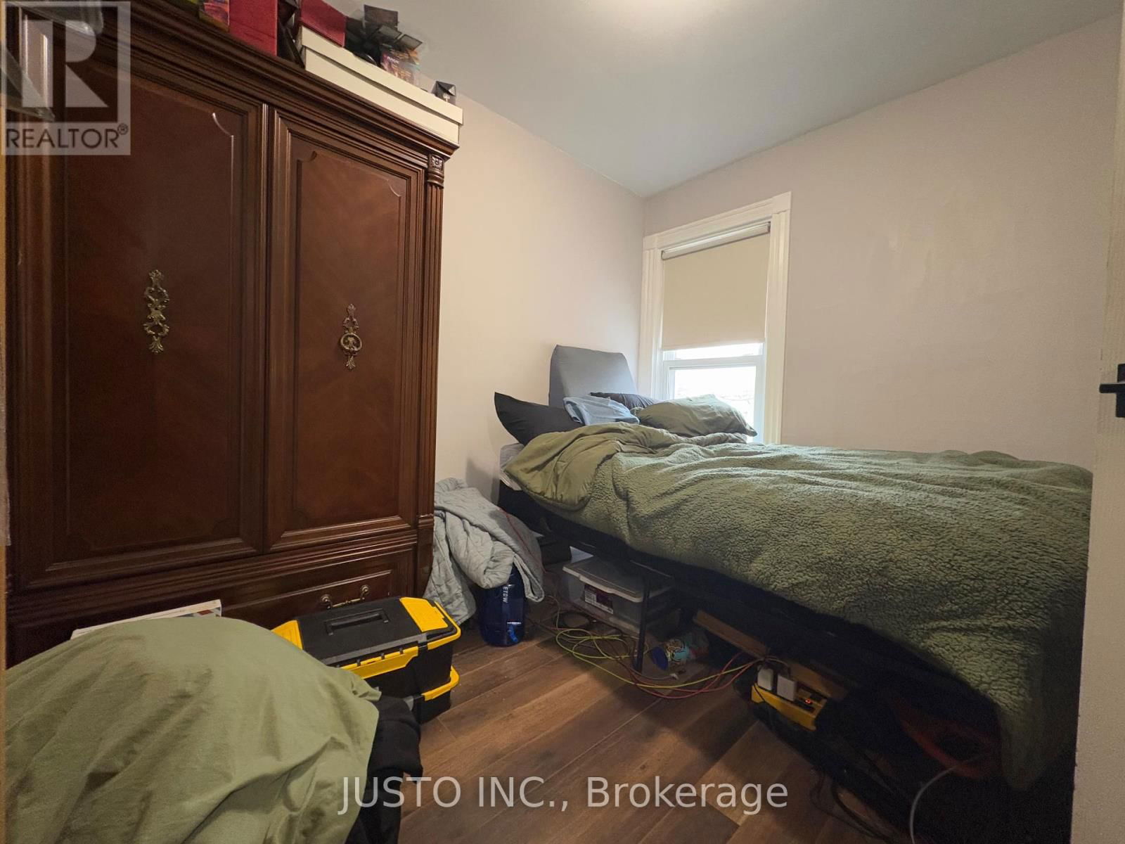 38 RUTH STREET Image 17