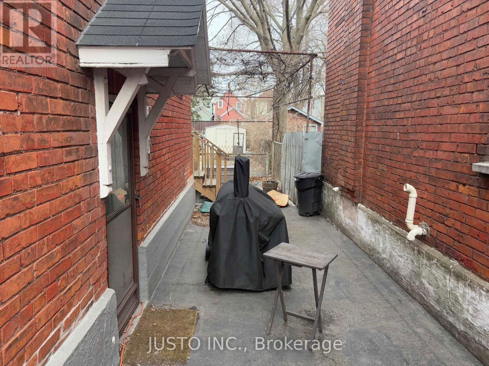 38 RUTH STREET Image 21