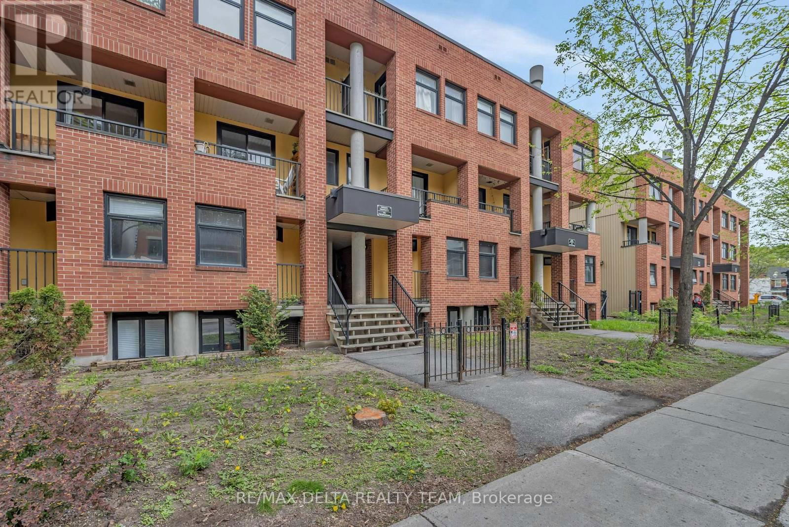 227 CLARENCE STREET Image 1