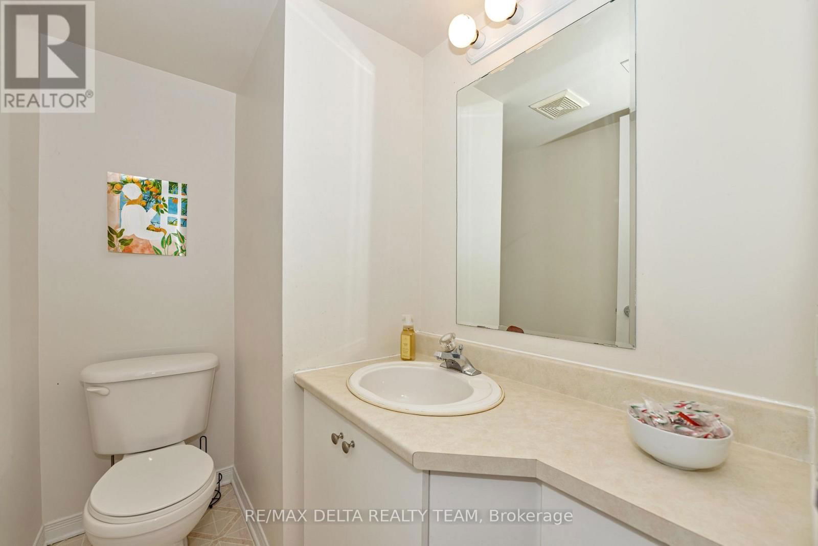 227 CLARENCE STREET Image 9