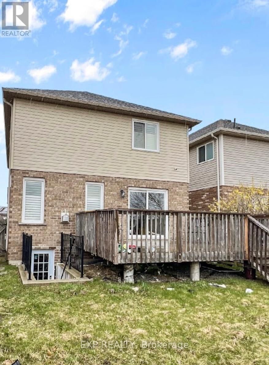 8596 MILOMIR STREET Image 21