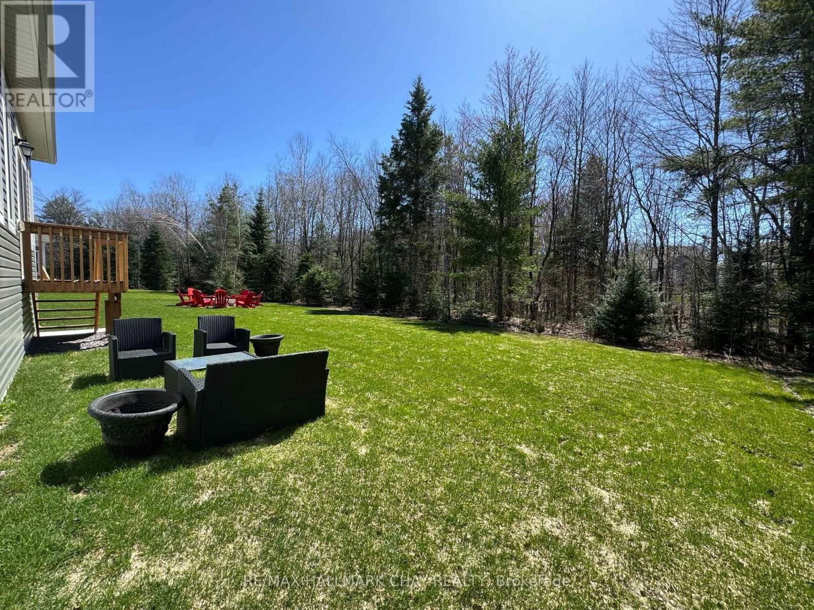 12 DYER CRESCENT Image 37