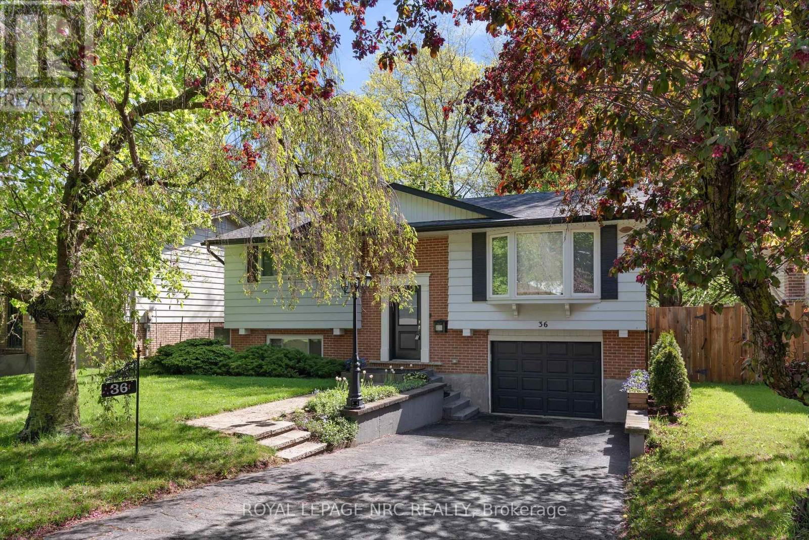 36 ROYAL OAK DRIVE Image 2