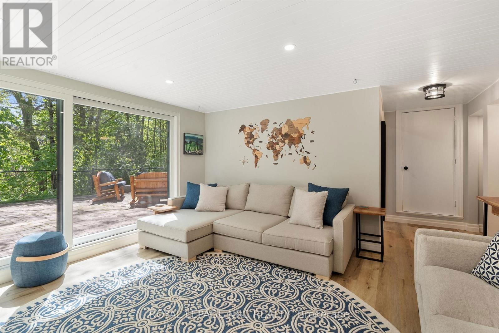 36 ROYAL OAK DRIVE Image 27