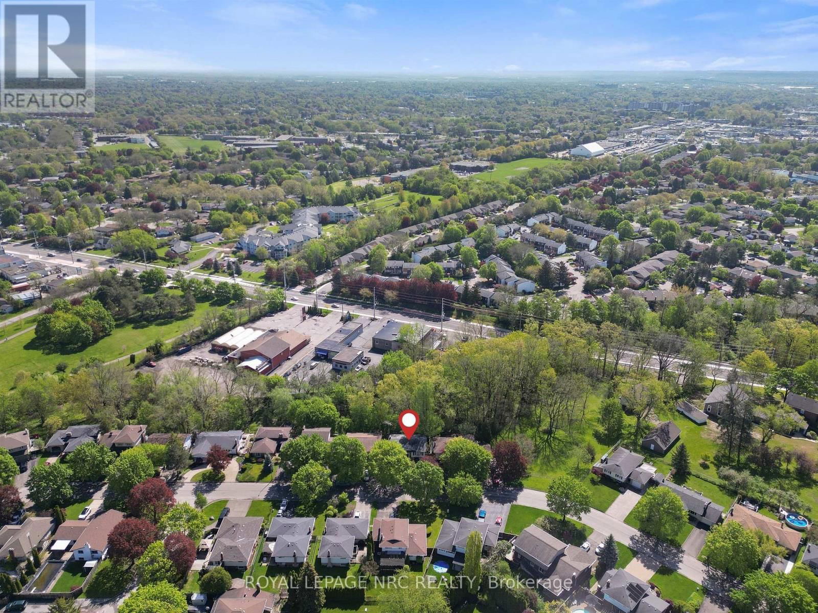 36 ROYAL OAK DRIVE Image 41