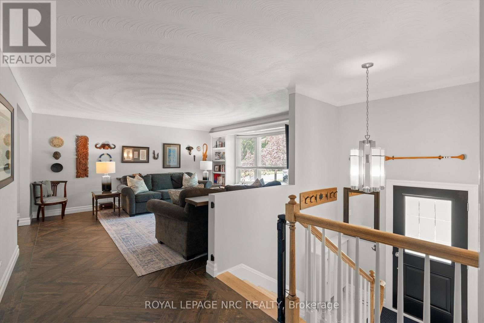 36 ROYAL OAK DRIVE Image 5
