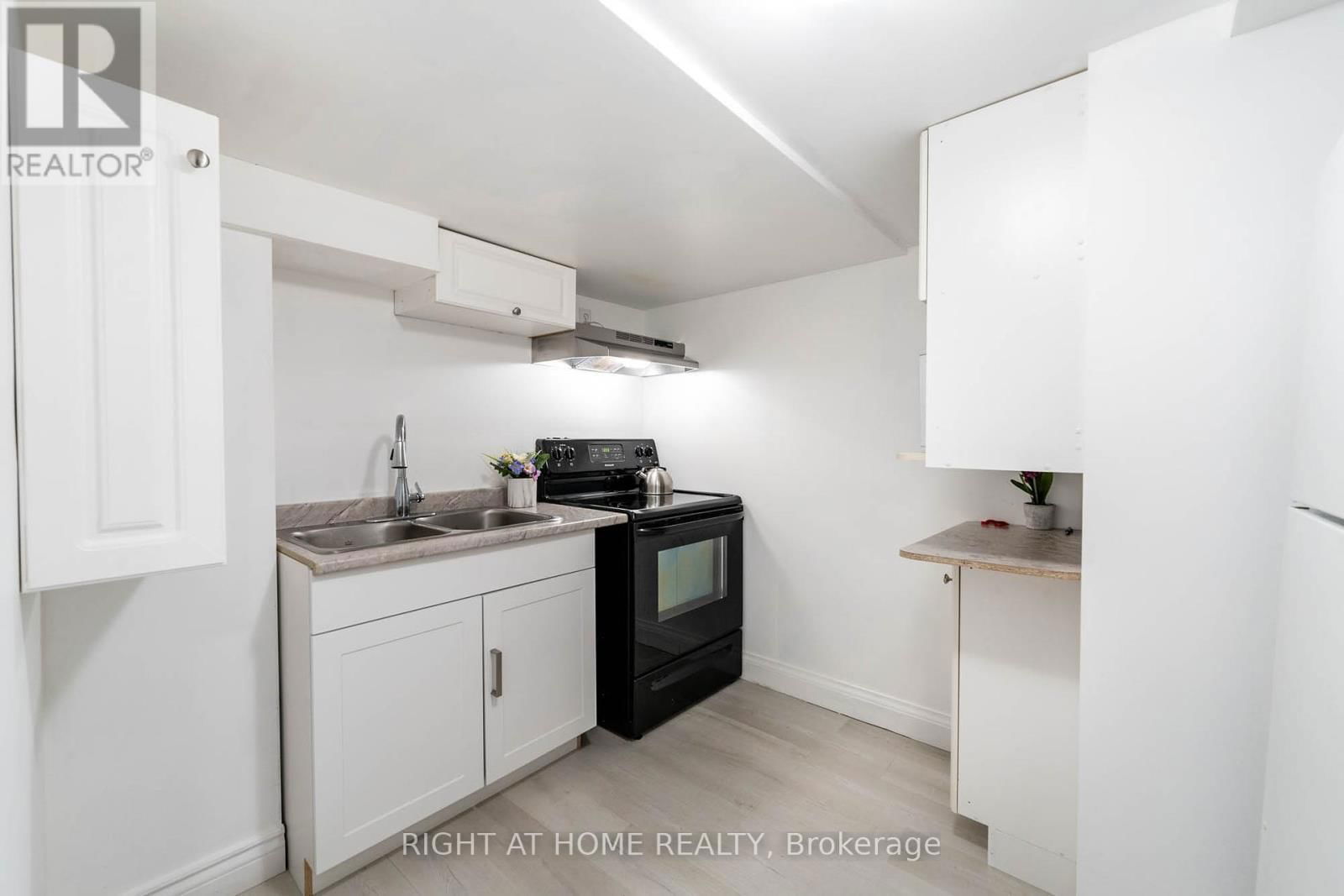 105 GLENRIDGE AVENUE Image 30