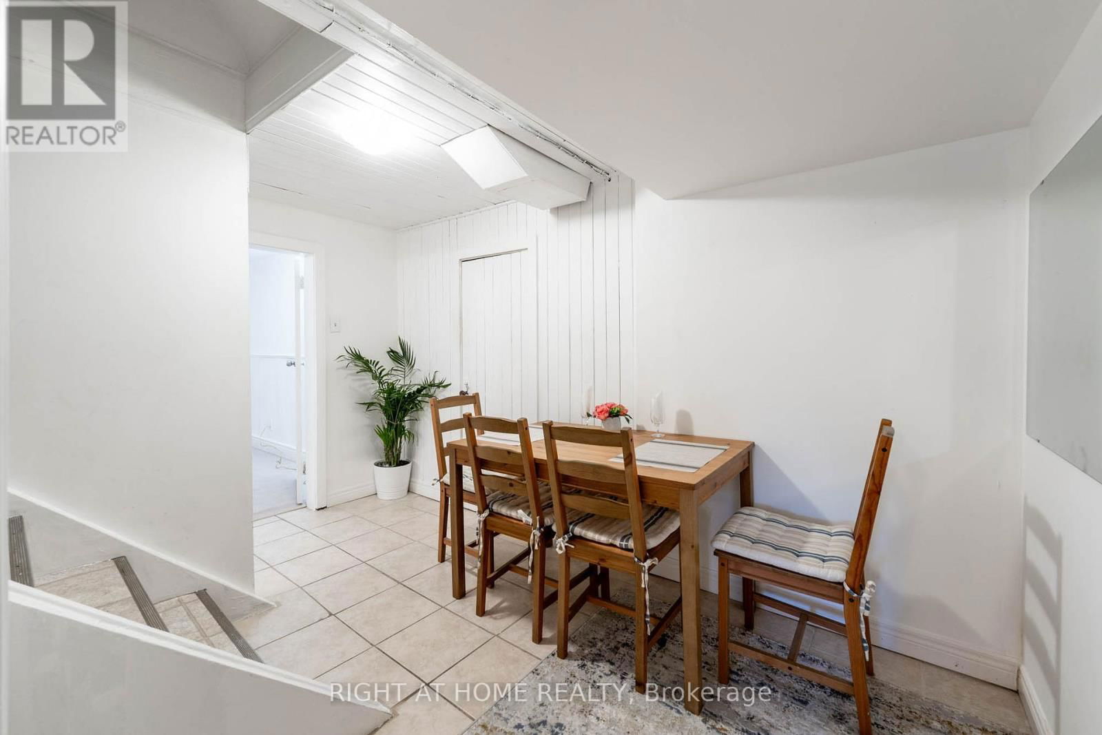 105 GLENRIDGE AVENUE Image 31