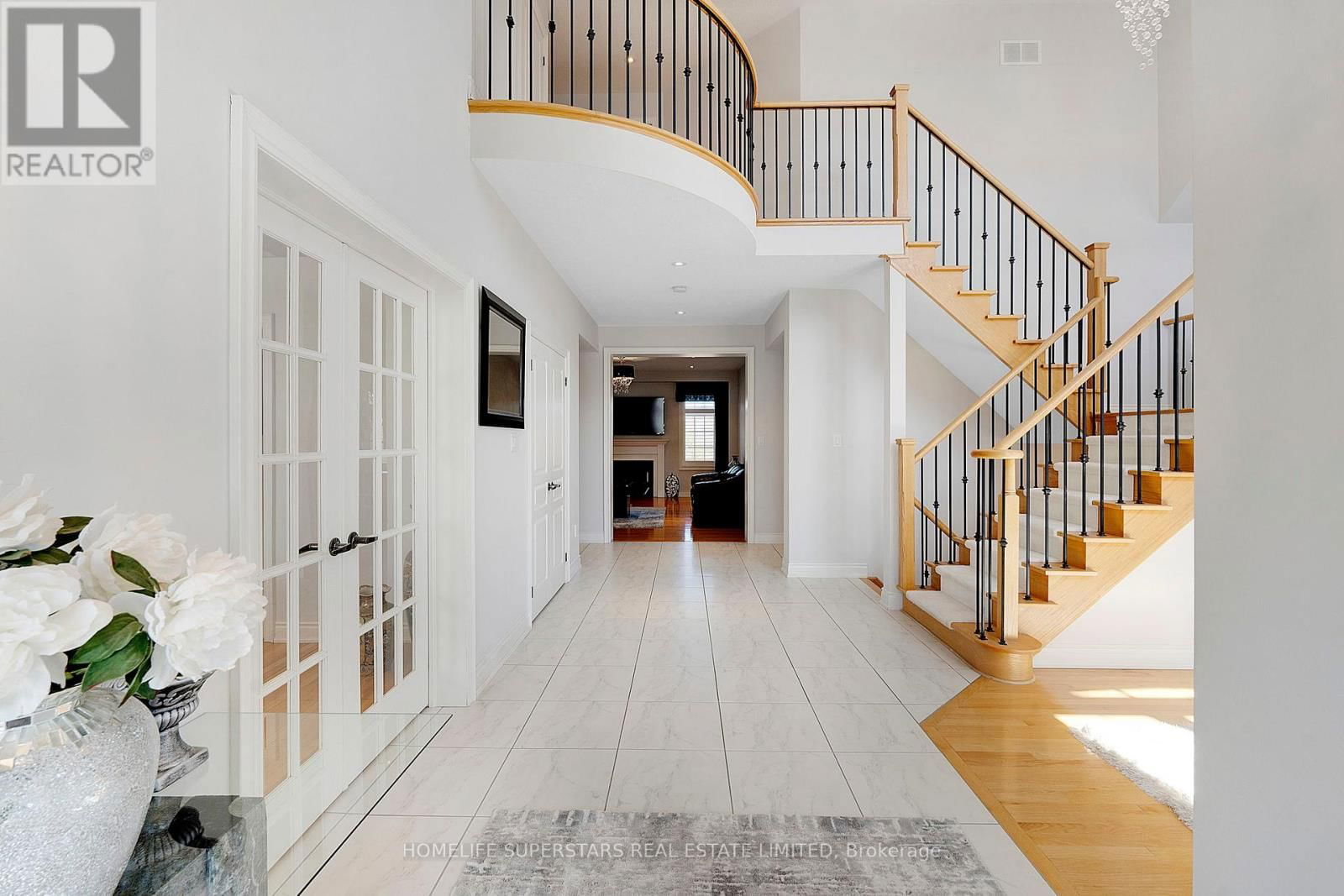 44 ORCHARD DRIVE Image 13