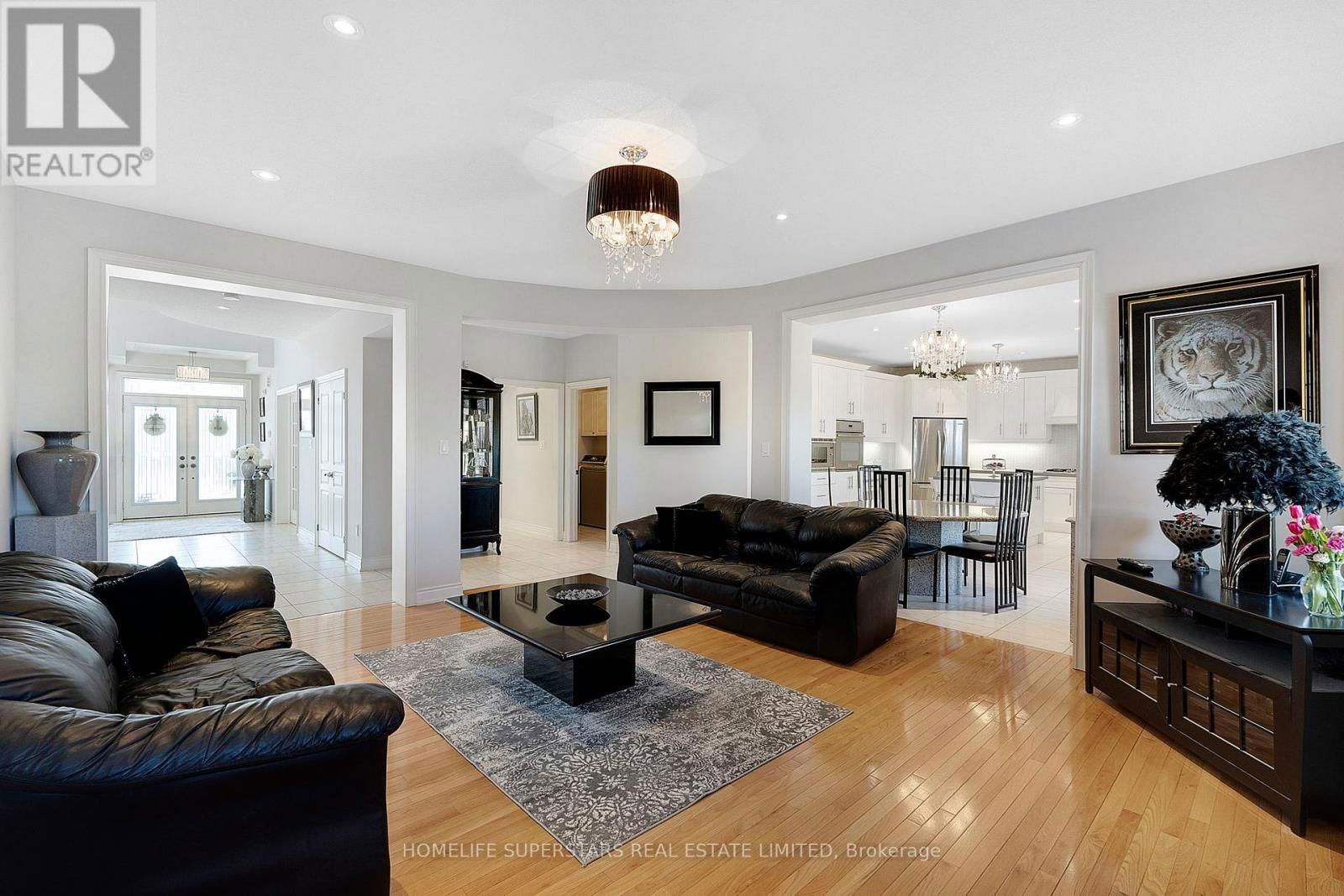 44 ORCHARD DRIVE Image 16