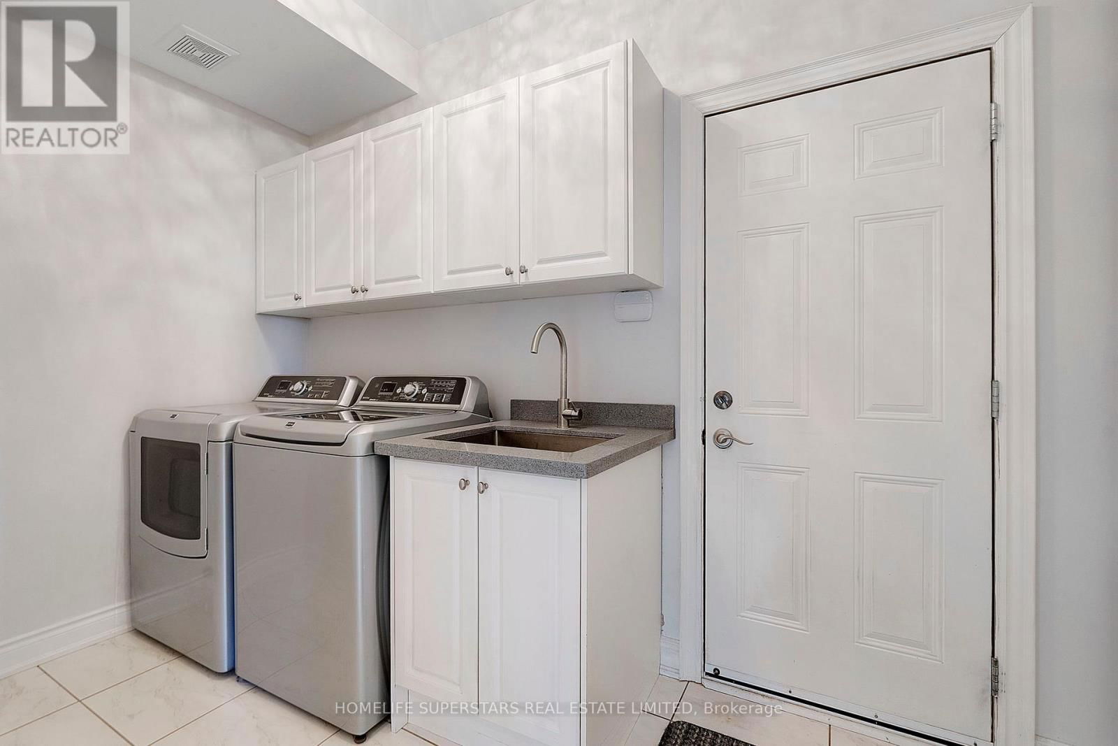 44 ORCHARD DRIVE Image 22